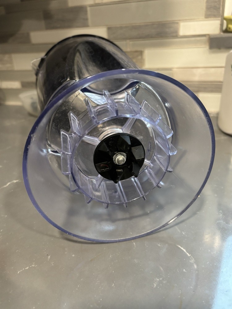 Blender Replacement Pitcher: Hamilton Beach #50167G - PITCHER ONLY-plastic, used