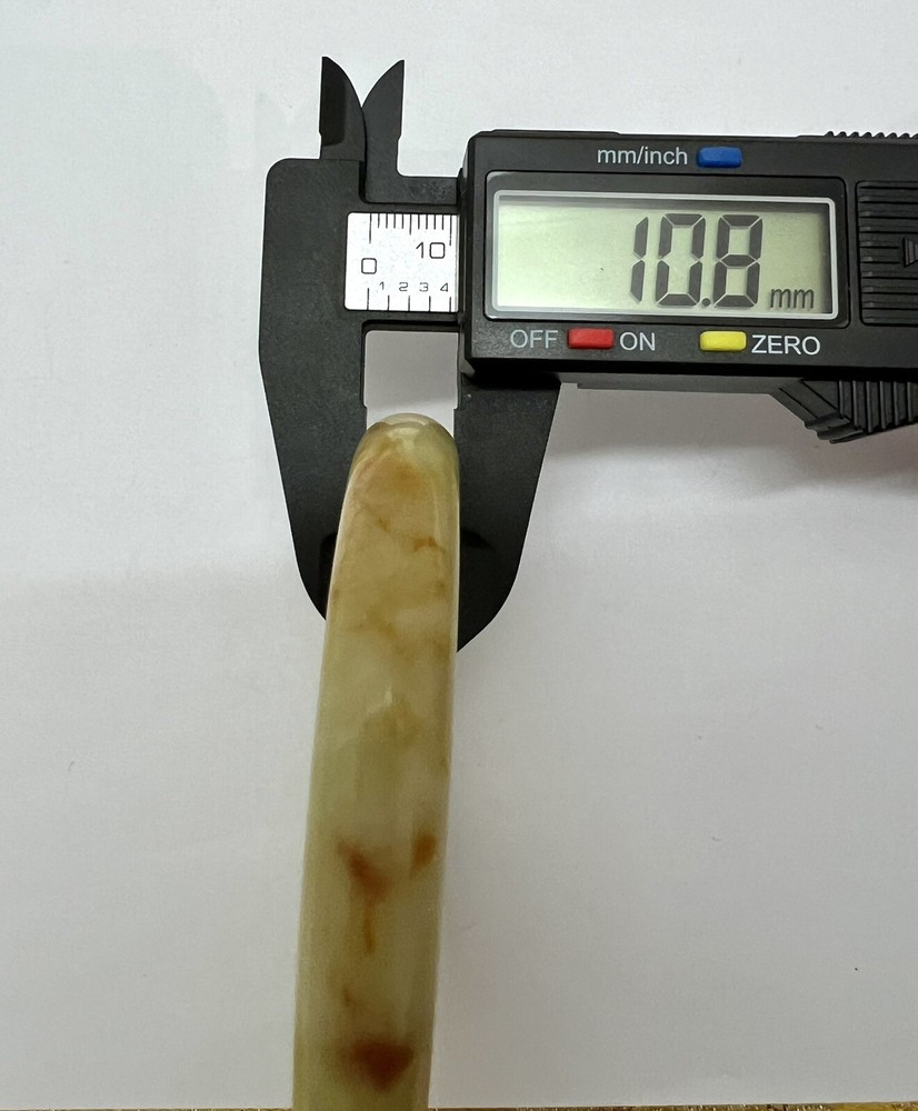 Natural Chinese Jade Bangle，57.8mm, 44g, B10