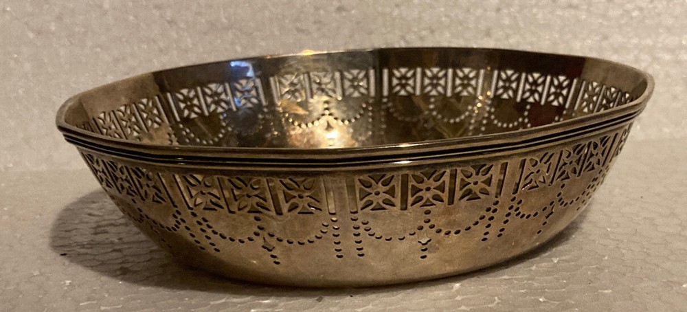 Nice Antique Tiffany Co Sterling Silver Pierced Candy Bowl