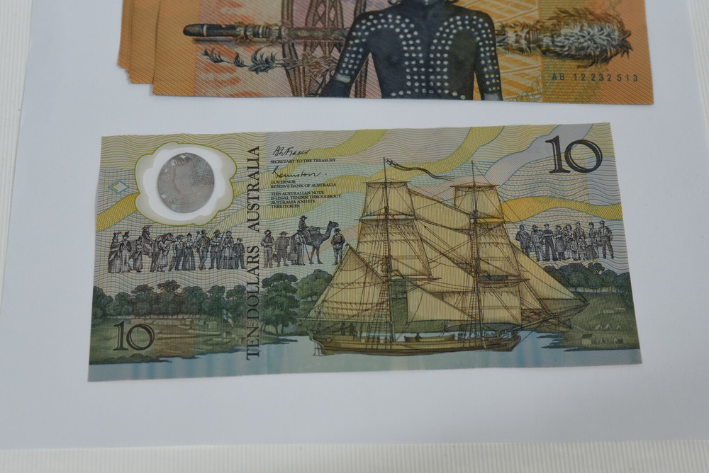 1988 $10 Bicentennial Polymer - 10 Consecutive Australian Banknote Prefix AB 12