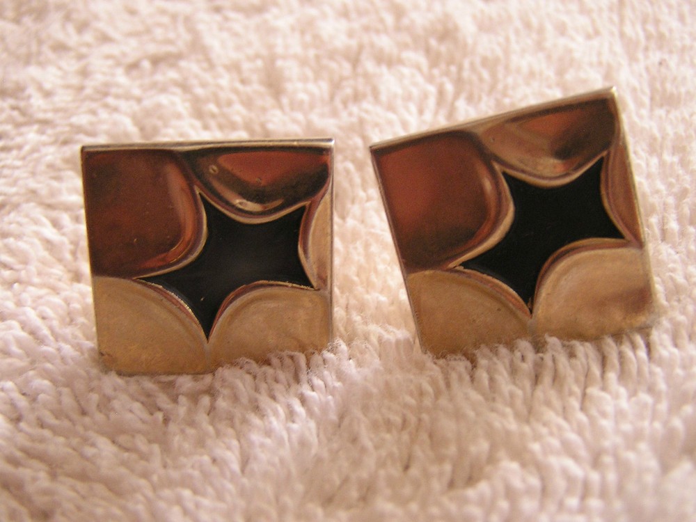 Vintage Swank Cufflinks with Modern Design