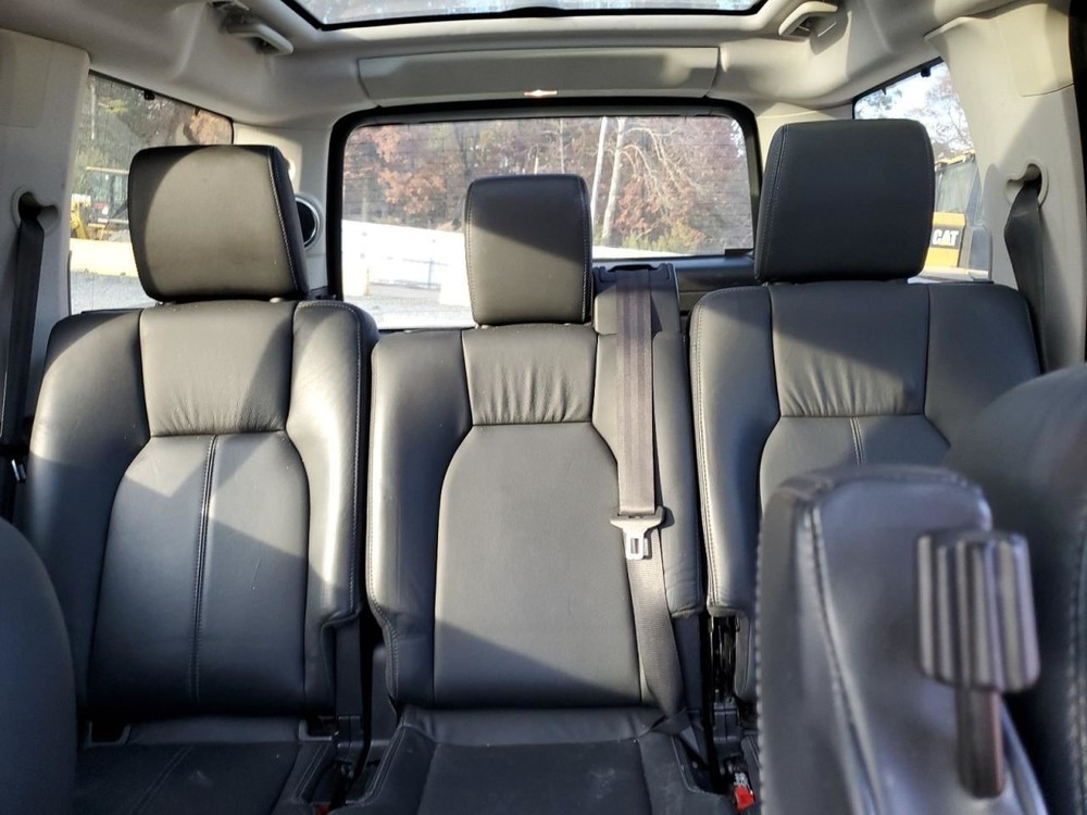 LR4 2016 Glove Box 4915510