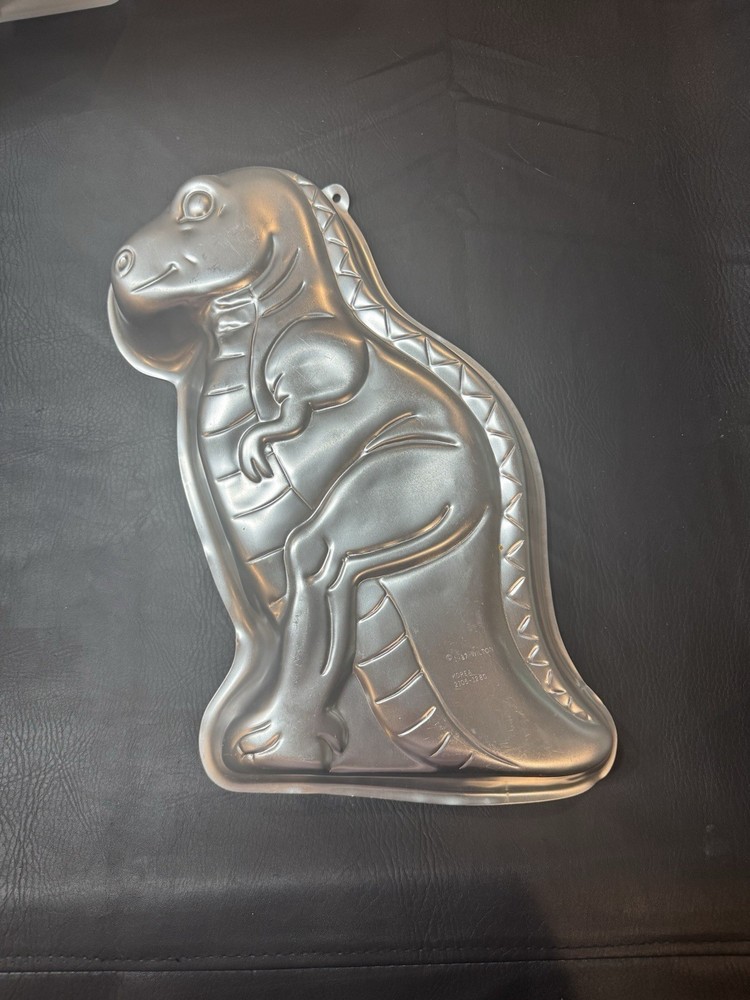Vintage 1987 Wilton Dinosaur Cake Pan