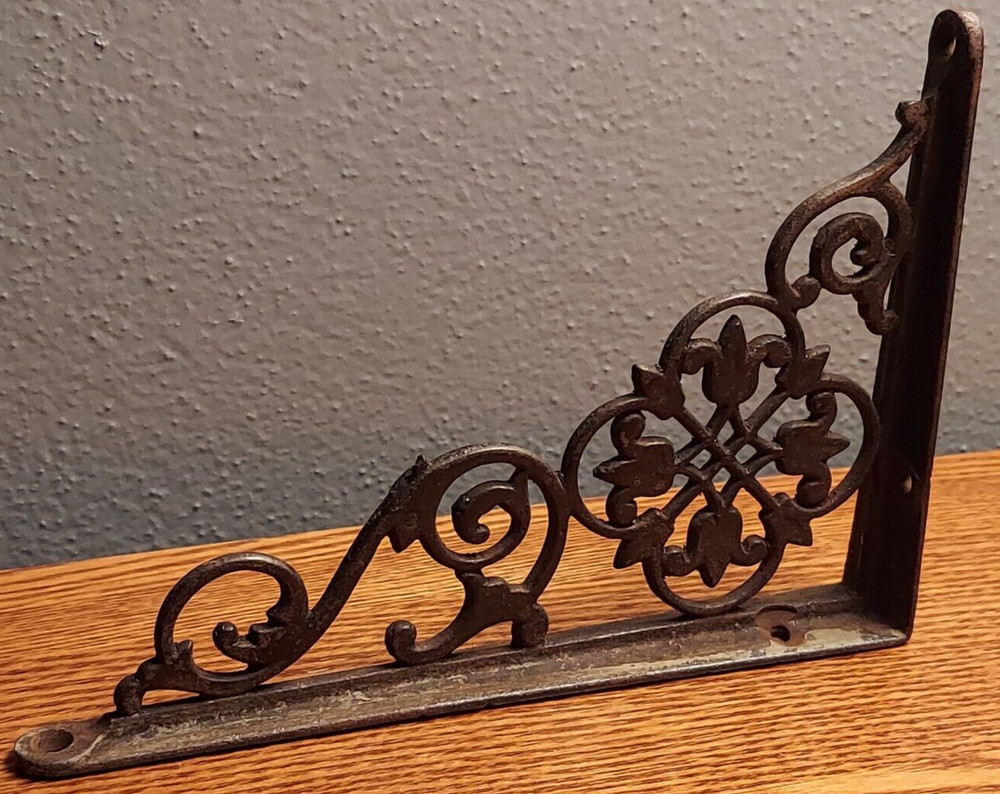 Antique Victorian Cast Iron Shelf Bracket 6.875" By 4.875"