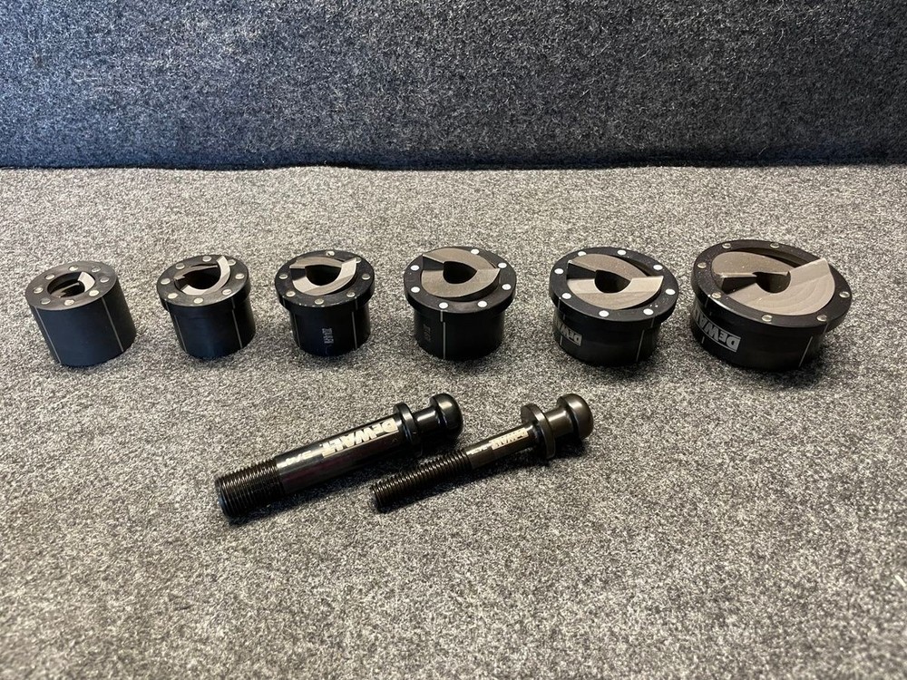 DEWALT DCE600D1K4 20V MAX Hydraulic 1/2"-4" Punch & Die Knockout Tool Kit*