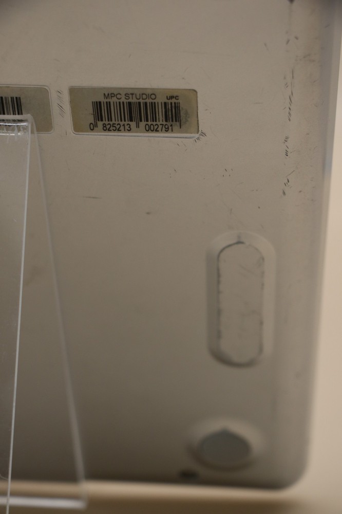 Akai Professional MPC Studio Music Production Controller - Silver