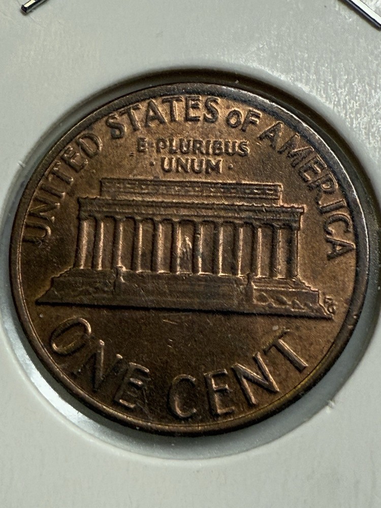 1980, Penny P1052
