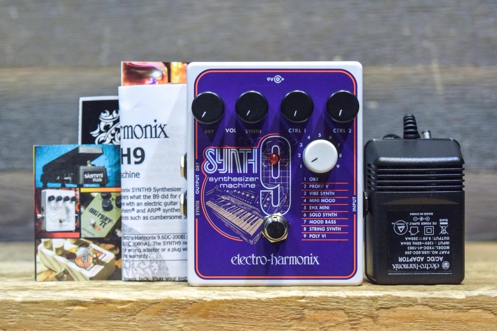 Electro-Harmonix SYNTH9 Synthesizer Machine 9-Preset Synth Emulator Effect Pedal