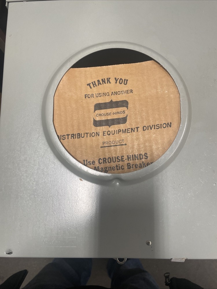 Crouse Hinds Arrow Hart Meter Socket RS192C 1 PHASE 3 WIRE 200A TYPE 3R 5 JAWS