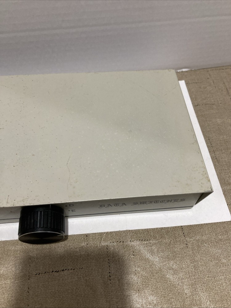 Vintage 4-Way Data Transfer Switch IBM/PC Datacom