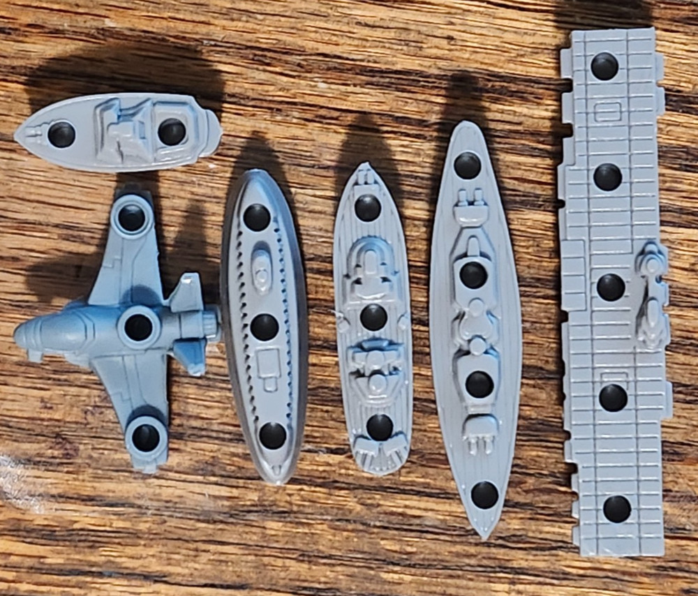 Hasbro Battleship Game Replacement Ship Boats Submarine Pieces