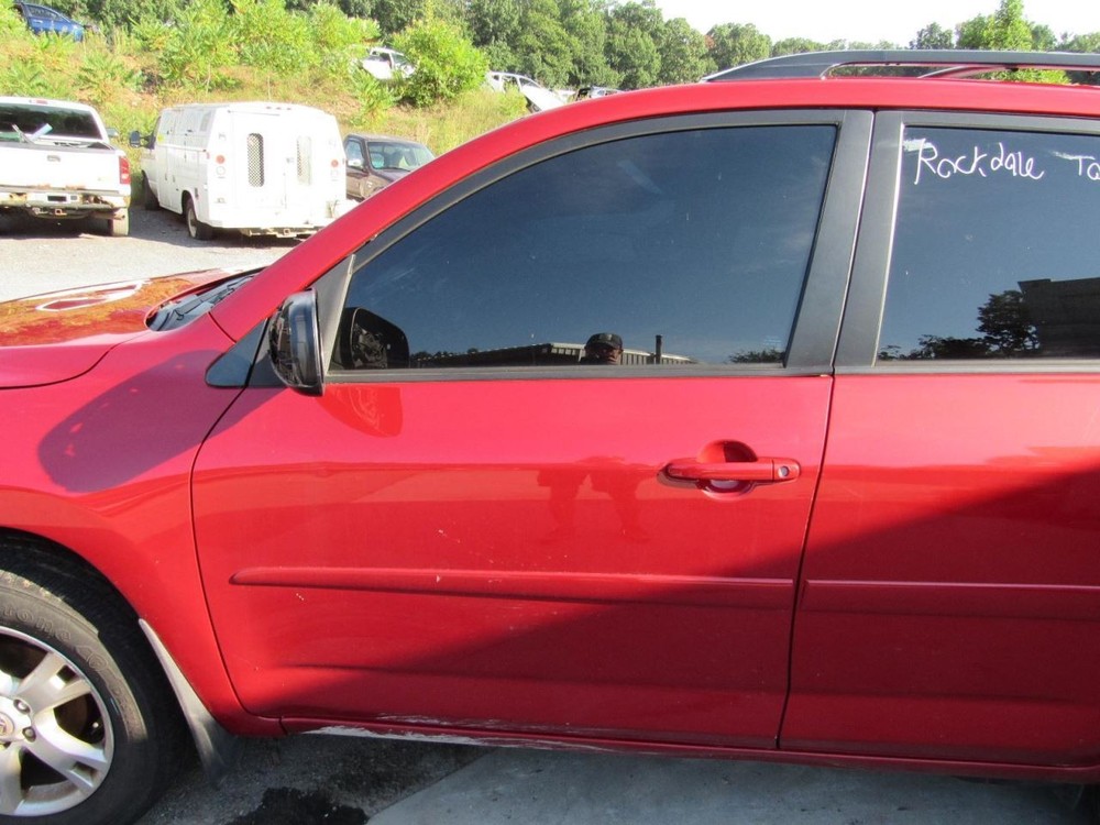 RAV 4 2011 Glove Box 1065521