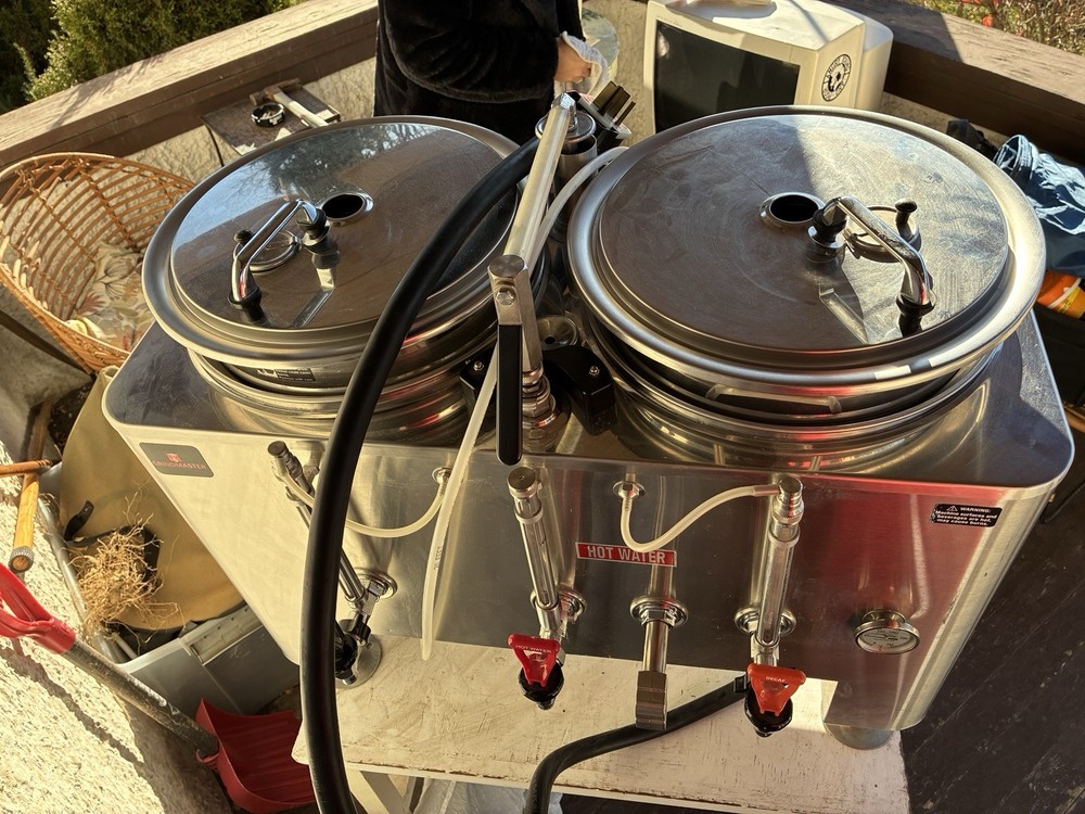 Grindmaster PercisionBrew 2x3gallon 8103E (ORG. $8,800) READ…