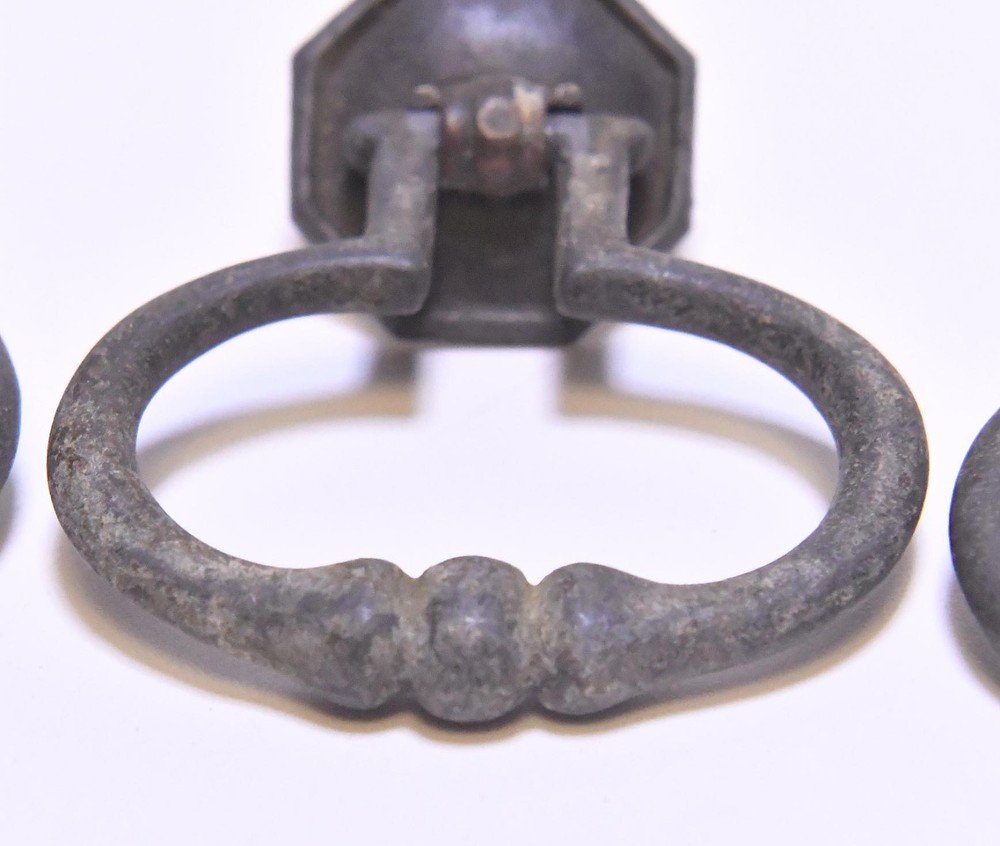 5 MATCHING VINTAGE METAL DRAWER PULLS WITH FLIP PULL