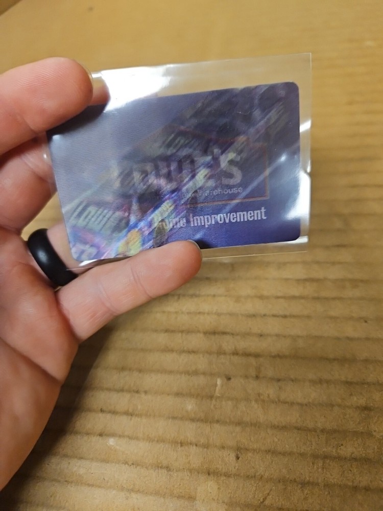MOTION IMAGE Vintage Lowe’s Credit Card *SEE PICS*