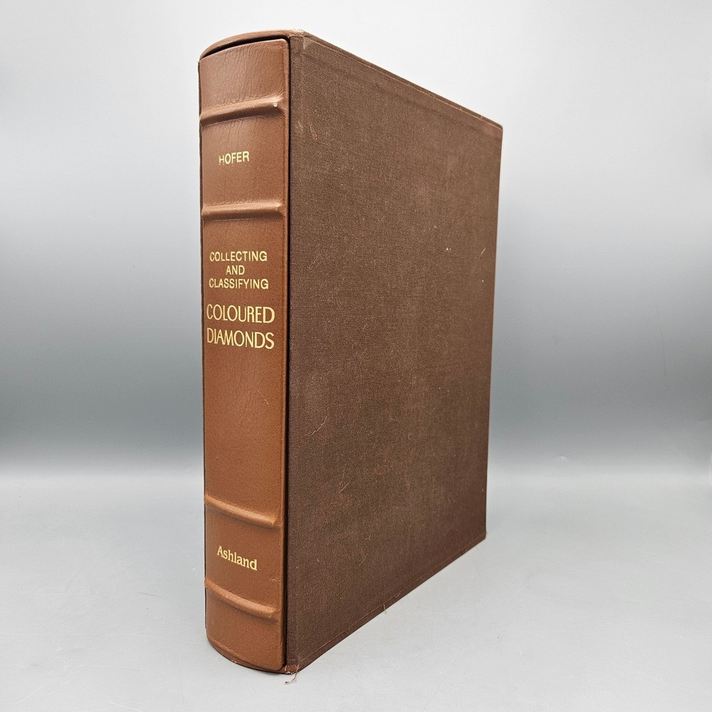 Book - Stephen Hofer "Collecting and Classifying Coloured Diamonds"