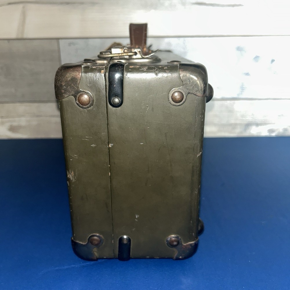 WWII US ARMY AIR FORCES Camera Gun Sight Aiming Point Tool Storage Case