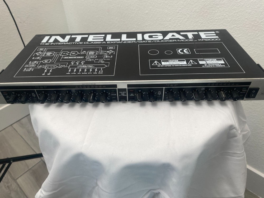 Behringer XR 2000 IntelliGate
