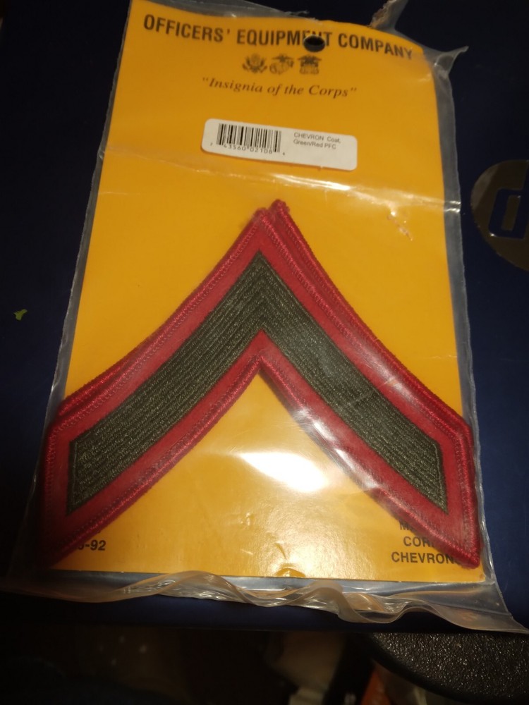 USMC Marines Chevrons- Green/ Red Private First Class PFC (21-307)