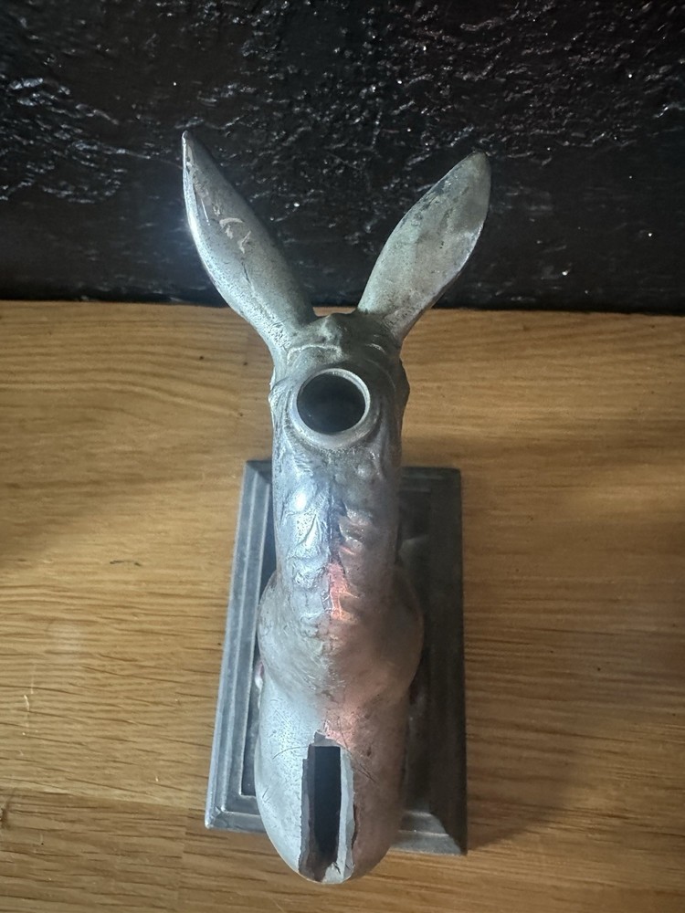 VTG Ronson AMW? Striker Mule Donkey Table Lighter Body -please Read