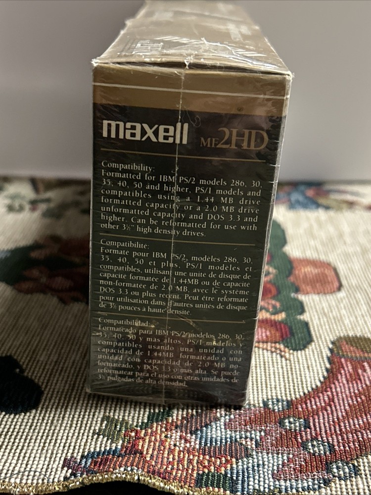 2-Maxell MF2HD 3.5" Micro Floppy Disks High Density Double Sided 10-Pack