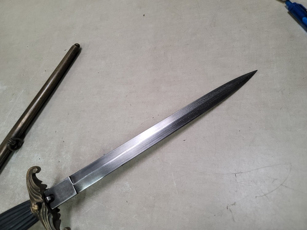 Hungarian Dagger Palce Honor Guard? Read ad!