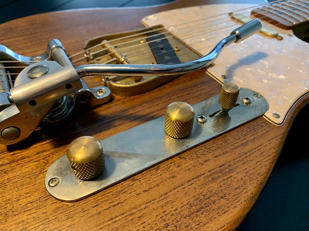 (2) Solid 'AGED' Raw BRASS Guitar Knobs / Dome / Set Screw / Fender / CTS Pots