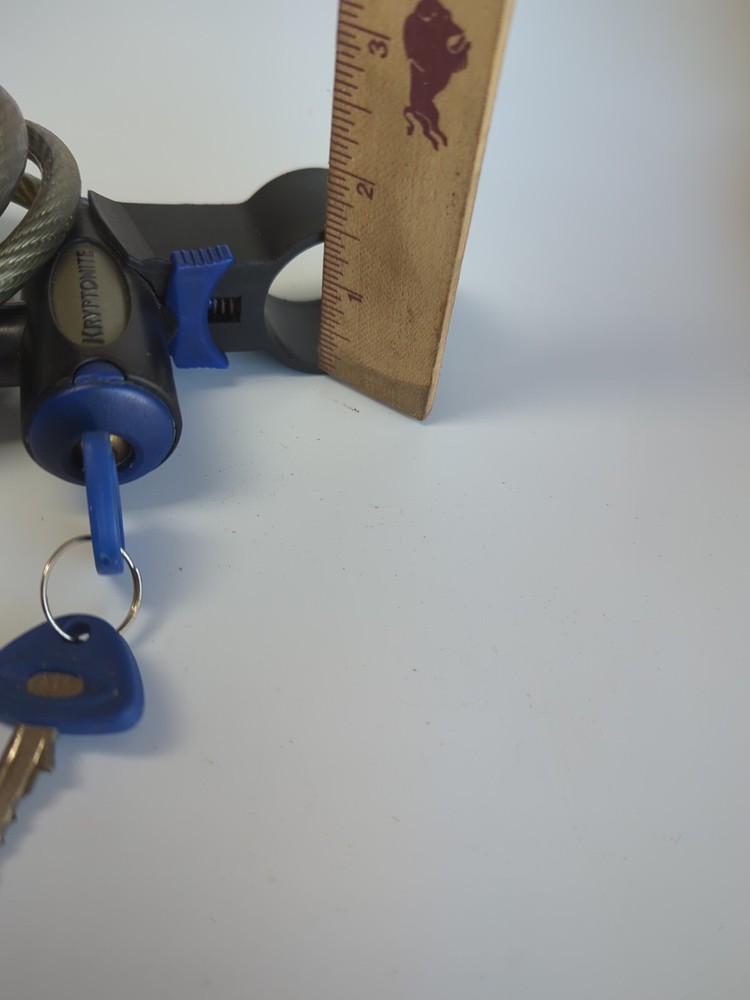 Kryptonite Evolution with 5' Flex Security Cable Plus MOUNTING BRACKET Two Keys