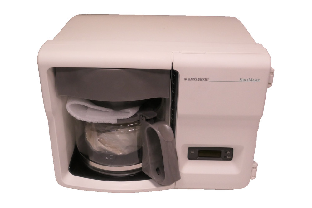 BLACK+DECKER Spacemaker ODC325R Under-Cabinet 12-Cup Programmable Coffee Maker