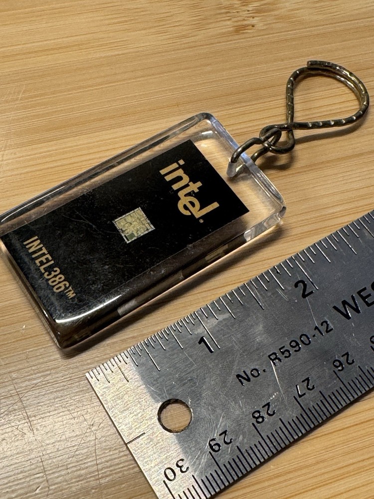 Intel 386 and 486 processor CPUs - both encased in one acrylic keychain