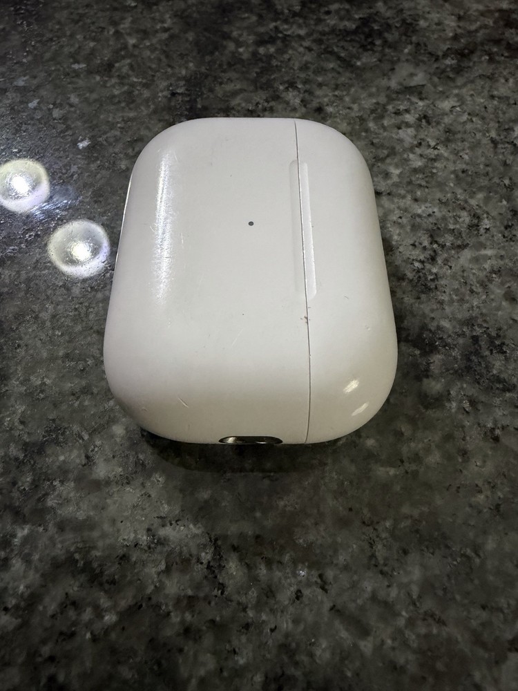 Apple AirPods Pro 3rd Gen (2025) Replacement: MagSafe USB-C Charging Case ONLY