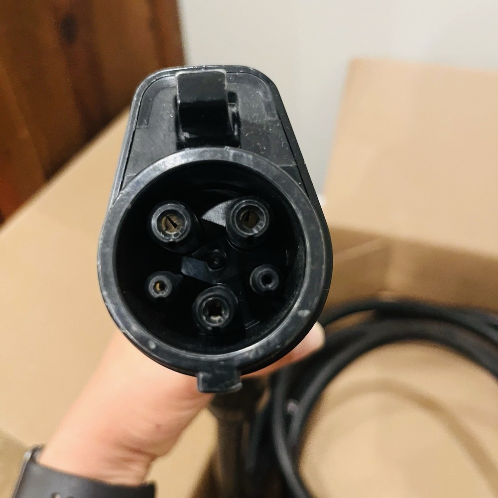 Lynkwell Type 2 EV Charger | Excellent Condition