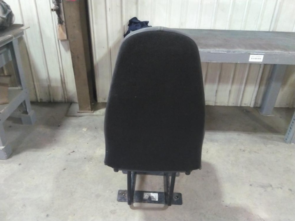 Replaces 2020 INTERNATIONAL LT FRONT SEAT , MD