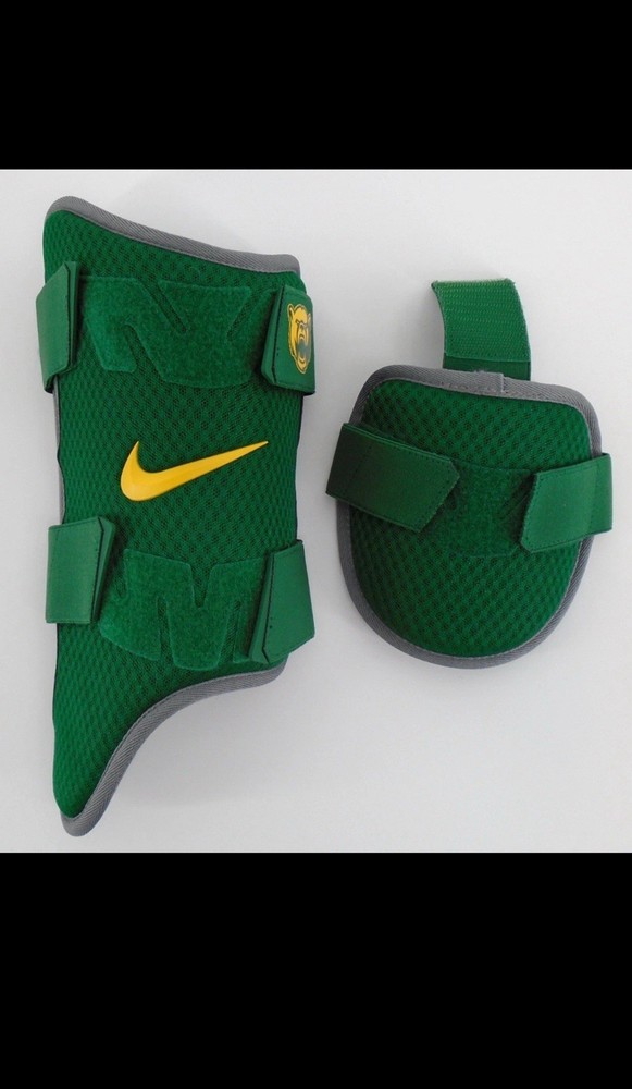 Baylor Issued Nike Leg Guard