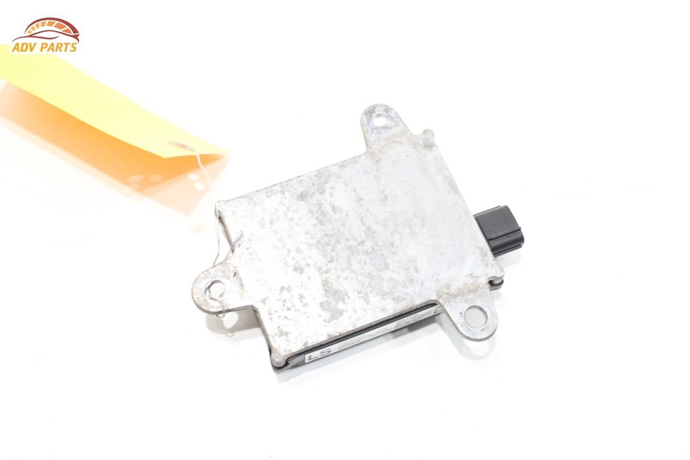 LEXUS LS460 LS600H REAR LEFT SIDE BLIND SPOT RADAR SENSOR MODULE OEM 2015 - 2017