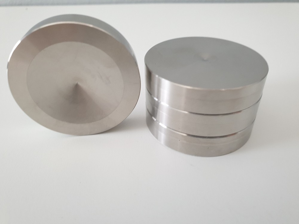 4Pcs Spike Base Pad Isolation for any Speaker