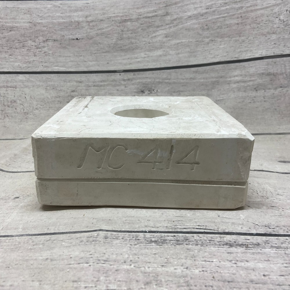 Unbranded Ceramic Casting Mold Leaf & Wreath Design #MC 414