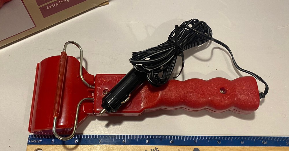 Heated Windshield Ice Scraper TESTED