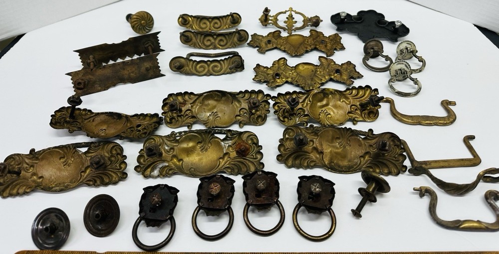 Metal And Brass Handle And Pull Lot