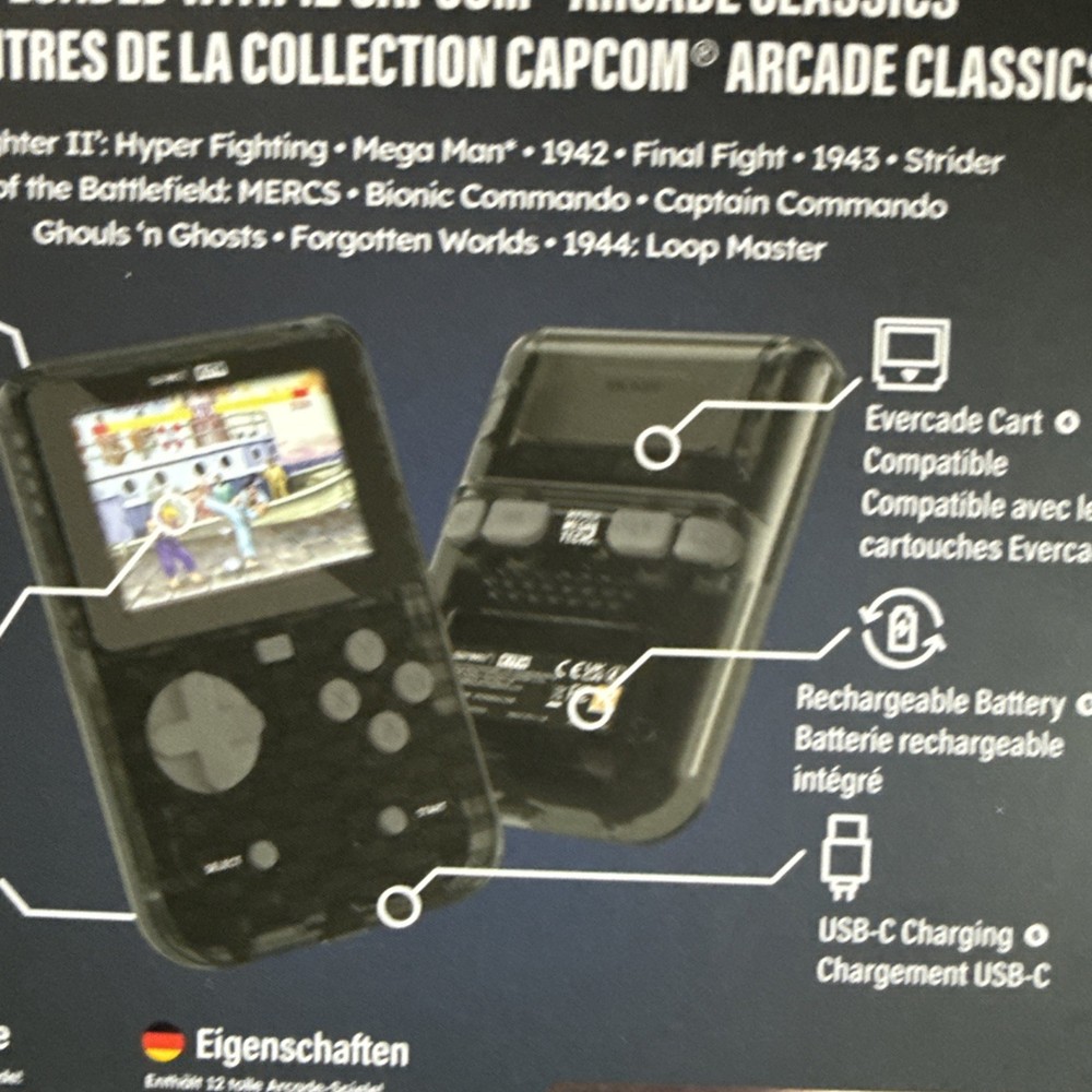 Kith x Capcom | Hyper Mega Tech Super Pocket - In Hand