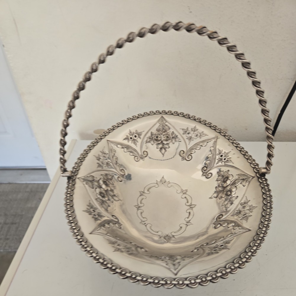 Vintage Silver platef Basket with handle with design flower