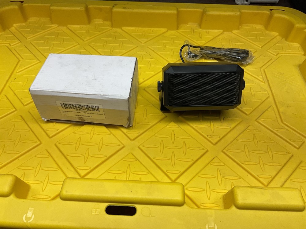 VECTORCOM Rectangular 3.5mm Plug 5W External CB Speaker for Ham Radio PN TRD550