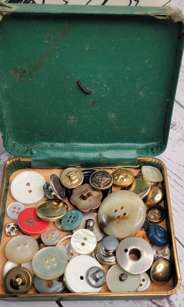 Sewing Basket Loaded Thread Scissors Box of Buttons One Tray Thread Pullers READ