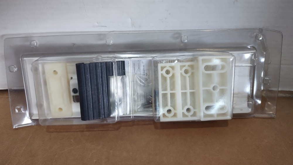 NOS - Smart Choice Universal AC Support - Up to 80lbs