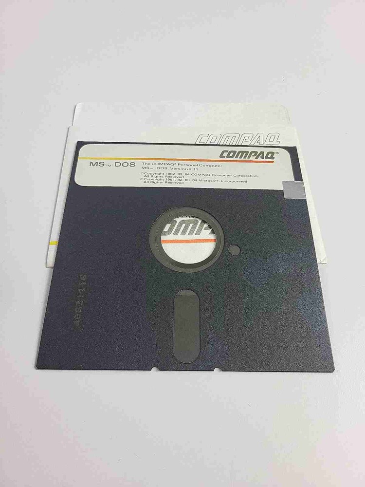 Vintage Software 1984 MS-DOS 2.11 COMPAQ / MICROSOFT 5.25" Floppy Disk 5 1/4"