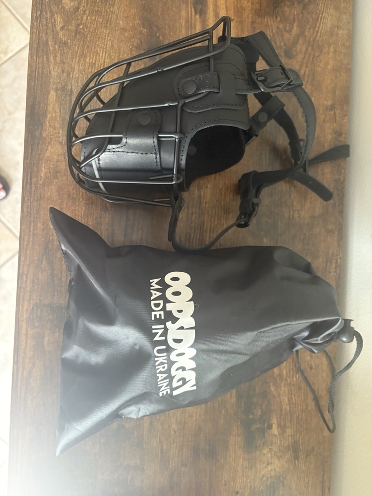 Baskerville Ultra Muzzle for Dogs, Size large - Black