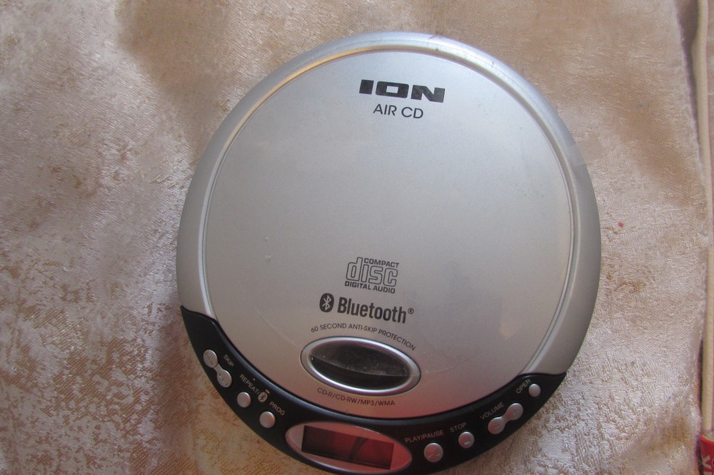 ION Air Bluetooth Portable CD Player - Non-Skip