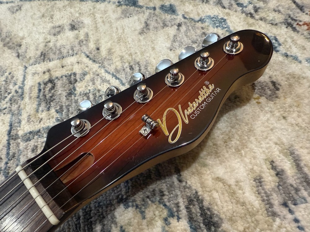 Dhatarattha Performance DTL Electirc Guitar - SUNBURST