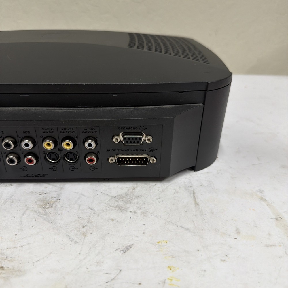 BOSE Media Center Gray Model AV3-2-1