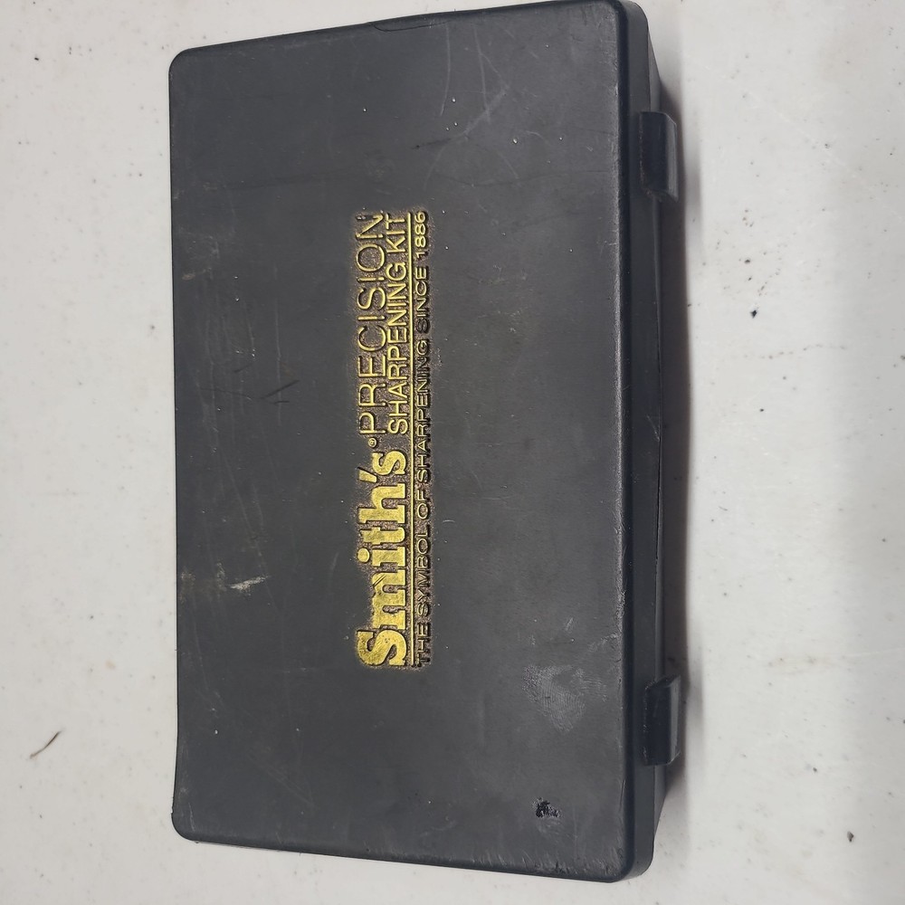 Smiths Professional Knife Sharpening Kit w/ Hardshell Case used.